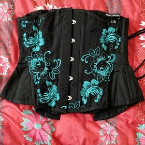 Rebel Madness steel boned underbust corset